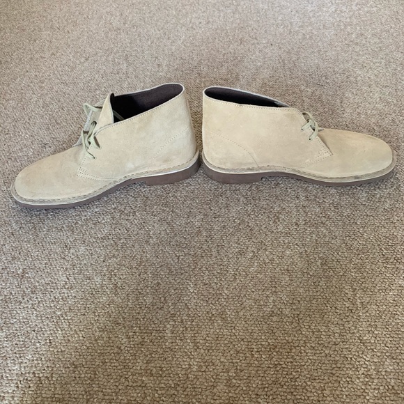 Clarks boots - Picture 3 of 7